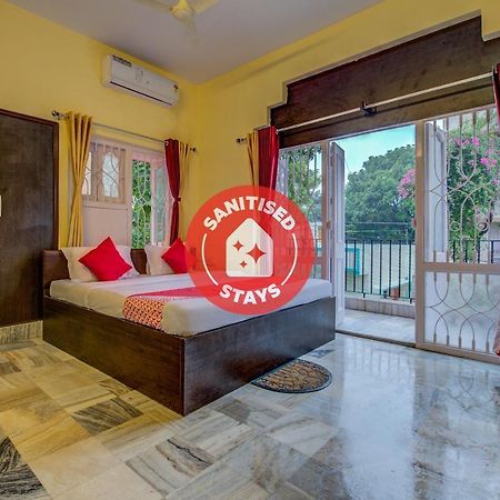 Oyo 12960 Hotel Adrija Salt Lake City Ngoại thất bức ảnh