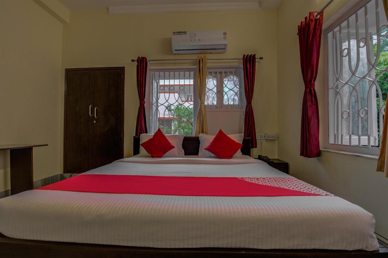 Oyo 12960 Hotel Adrija Salt Lake City Ngoại thất bức ảnh