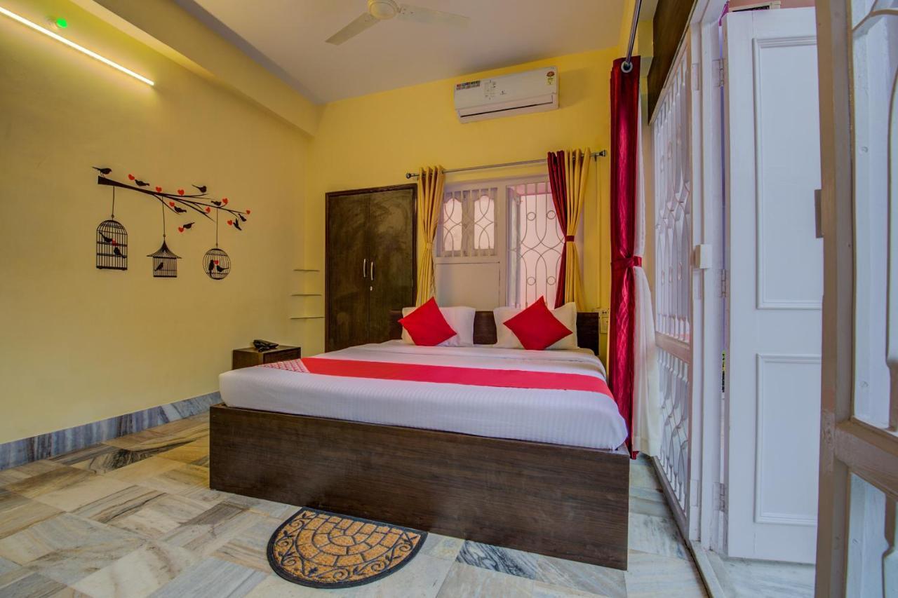 Oyo 12960 Hotel Adrija Salt Lake City Ngoại thất bức ảnh